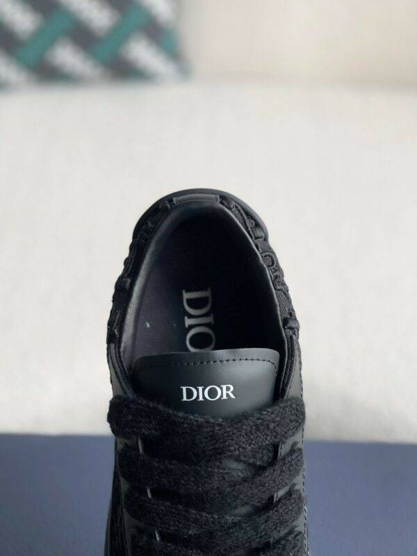 DIOR  Sneaker