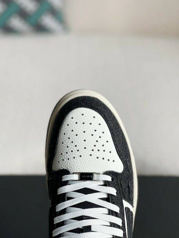 Amiri Sneakers