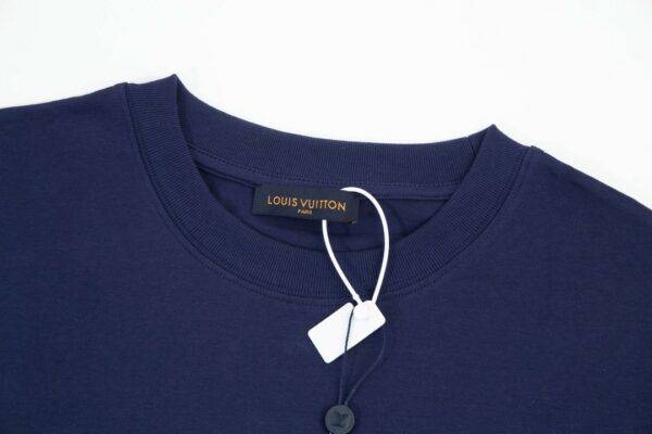 Louis Vuitton 230,000 new T-shirts for spring and summer