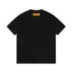 Louis Vuitton 230,000 new T-shirts for spring and summer