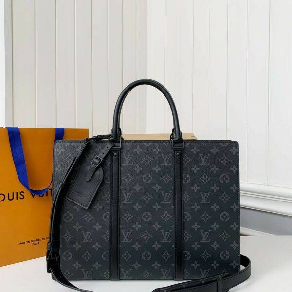 Louis Vuitton's new Sac Plat Horizontal Zippé men's black flower briefcase M45165 Size: 31*39*8.5cm