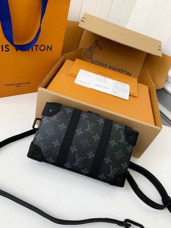 Louis Vuitton's new Sac Plat Horizontal Zippé men's black flower briefcase M45165 Size:  22.5*14*5cm