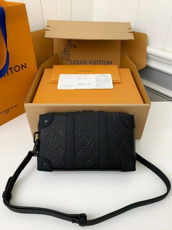 Louis Vuitton's new Sac Plat Horizontal Zippé men's black flower briefcase M80224 Size:  22.5*14*5cm