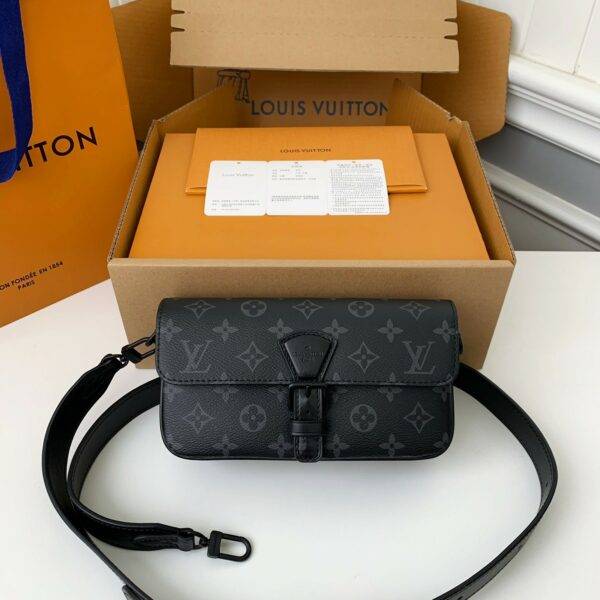 Louis Vuitton New season Montsouris Mini Bag M83567  Size：22*12*6cm