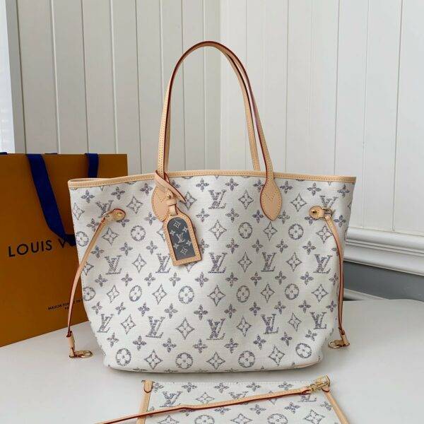 Louis Vuitton Neverfull medium handbag M24905  Size：31*28*14cm