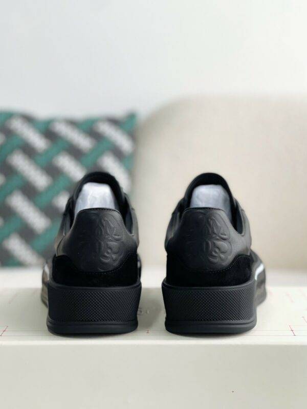 Alexander McQueen  Sneakers