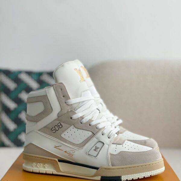 LOUIS VUITTON TRAINER SNEAKERS