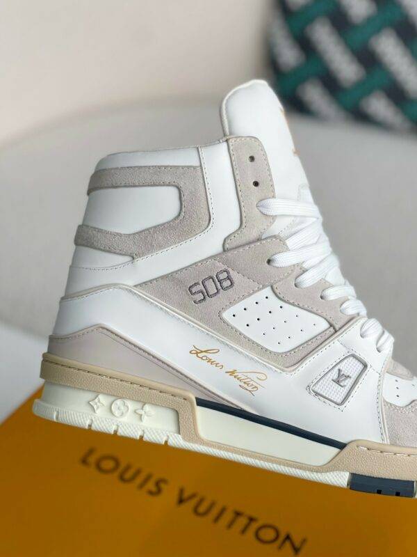 LOUIS VUITTON TRAINER SNEAKERS