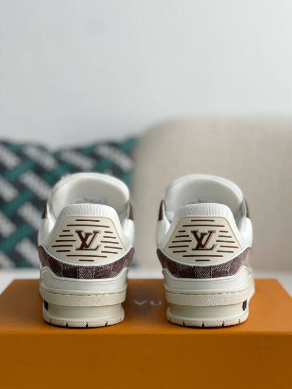 LOUIS VUITTON TRAINER SNEAKERS