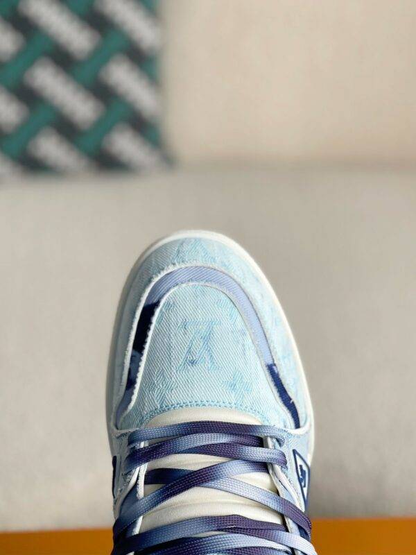 LOUIS VUITTON TRAINER SNEAKERS
