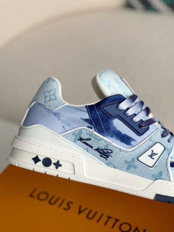 LOUIS VUITTON TRAINER SNEAKERS
