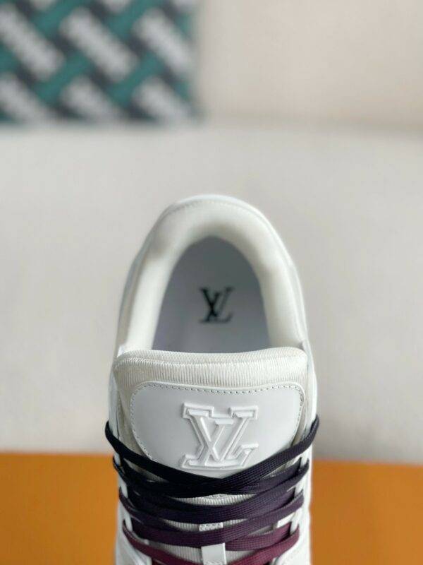 LOUIS VUITTON TRAINER SNEAKERS