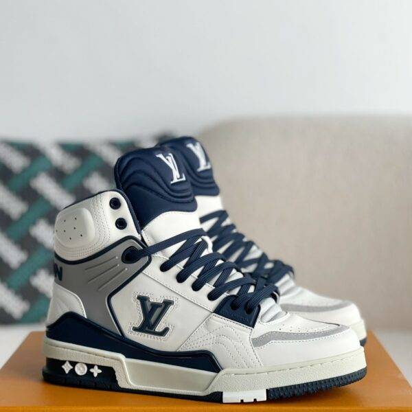 LOUIS VUITTON TRAINER SNEAKERS