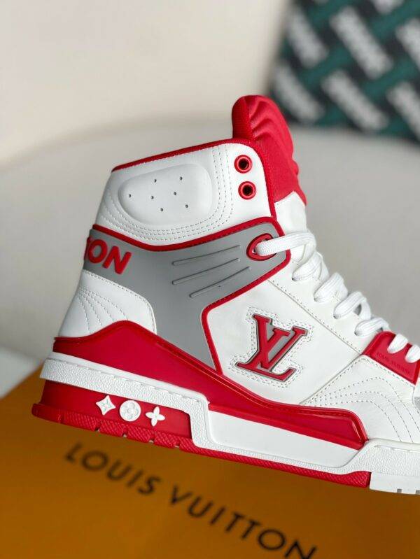 LOUIS VUITTON TRAINER SNEAKERS