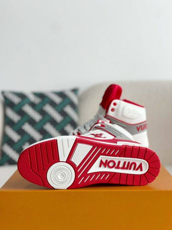 LOUIS VUITTON TRAINER SNEAKERS