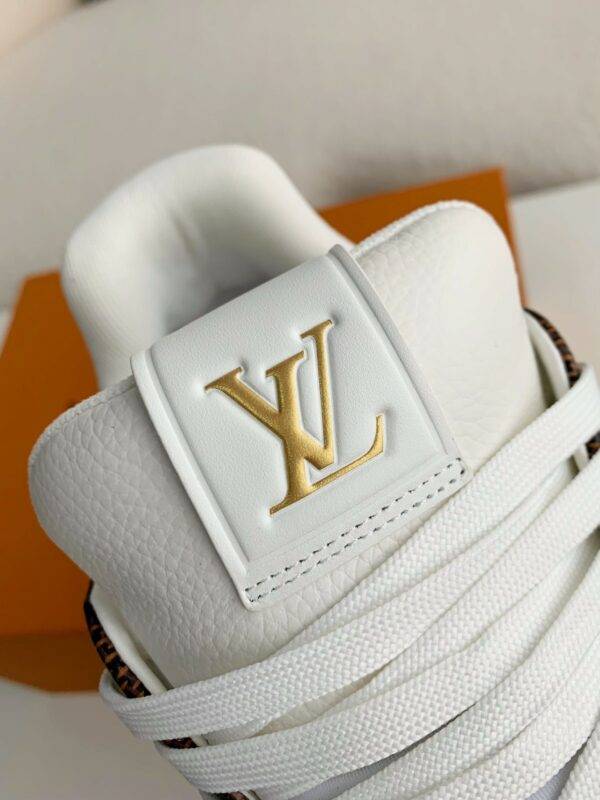 LOUIS VUITTON TRAINER SNEAKERS