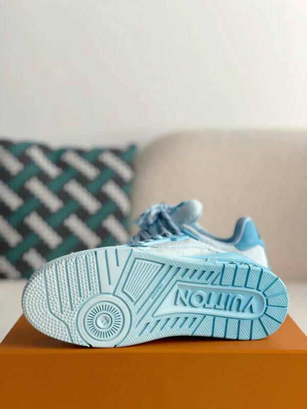 LOUIS VUITTON TRAINER SNEAKERS