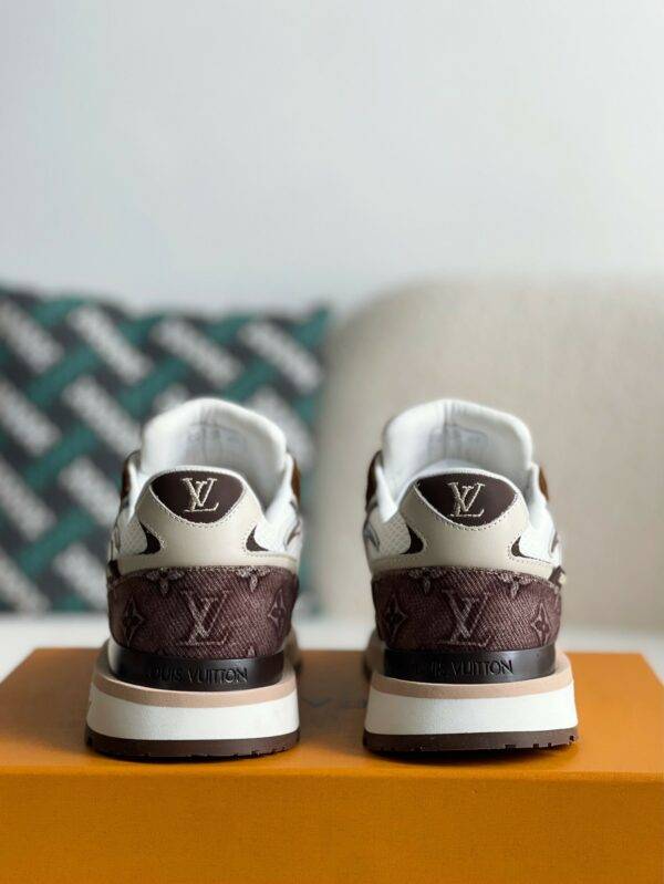 LOUIS VUITTON Low-top running shoes