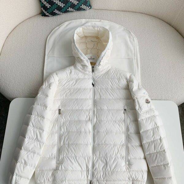 Moncler Montbeliard down jacket