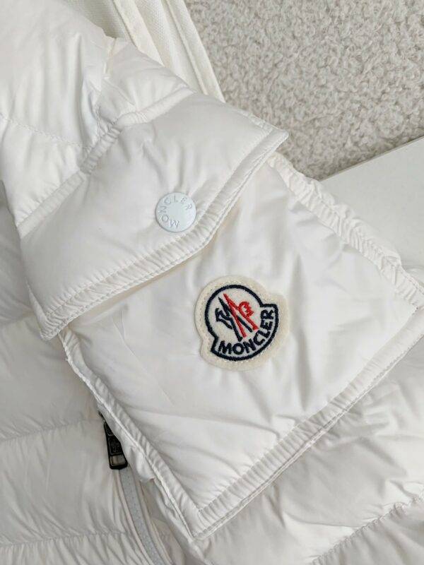 Moncler Montbeliard down jacket