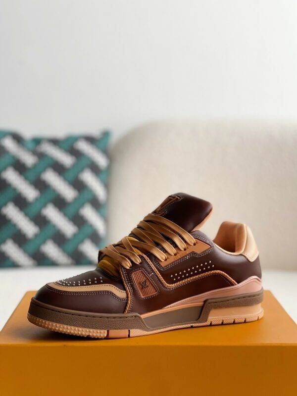 LOUIS VUITTON TRAINER SNEAKERS