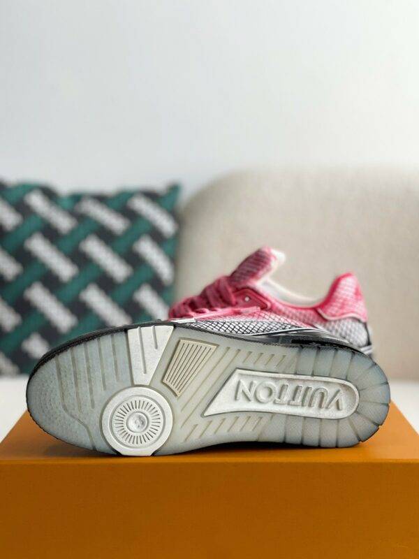 LOUIS VUITTON TRAINER SNEAKERS