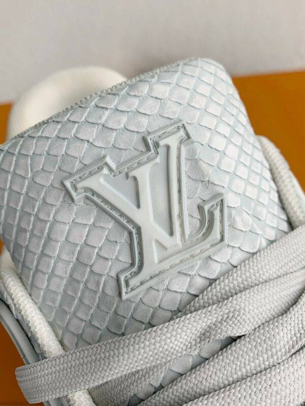 LOUIS VUITTON TRAINER SNEAKERS