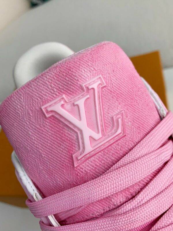 LOUIS VUITTON TRAINER SNEAKERS