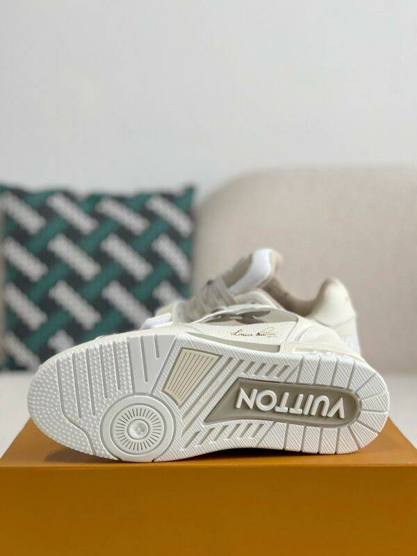 LOUIS VUITTON TRAINER SNEAKERS