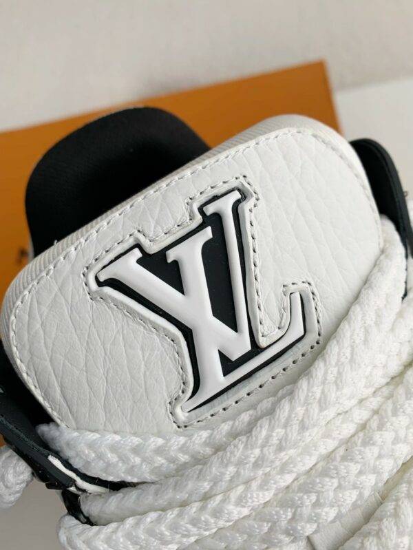 LOUIS VUITTON  TRAINER 2023Show style Sneakers