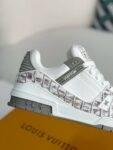 LOUIS VUITTON TRAINER SNEAKERS