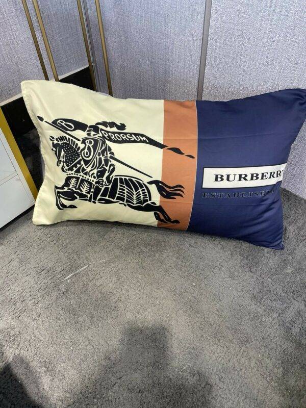 Bedding-Burberry four-piece set