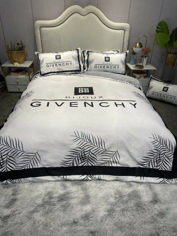 Bedding-GIVENCHY four-piece set