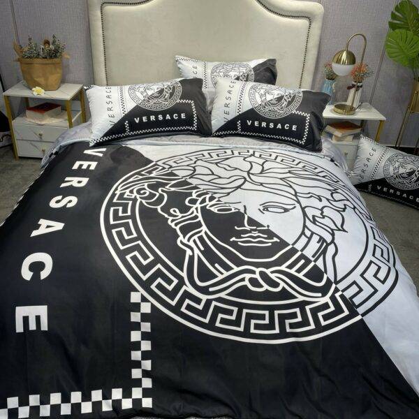 Bedding-VERSACE four-piece set