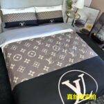 Bedding-Louis Vuitton four-piece set