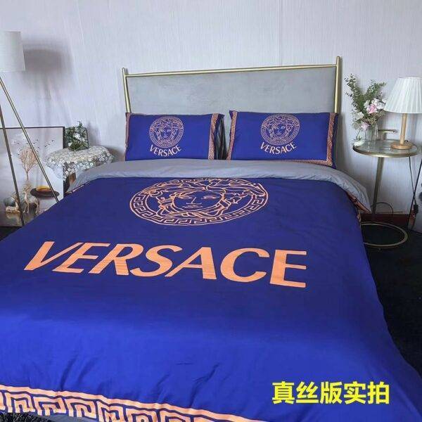 Bedding-VERSACE four-piece set