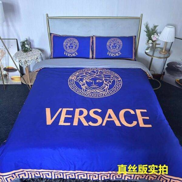 Bedding-VERSACE four-piece set