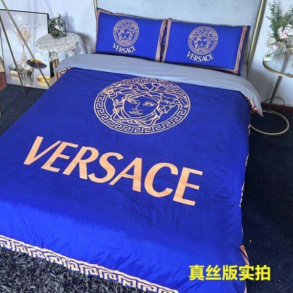 Bedding-VERSACE four-piece set