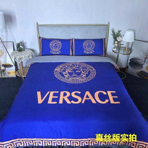 Bedding-VERSACE four-piece set