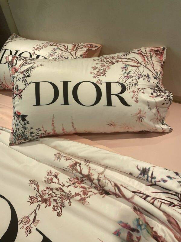 Bedding-DIOR four-piece set