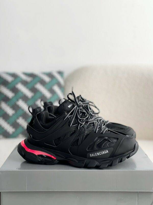 Balenciaga Track 1.0 track led Trainers