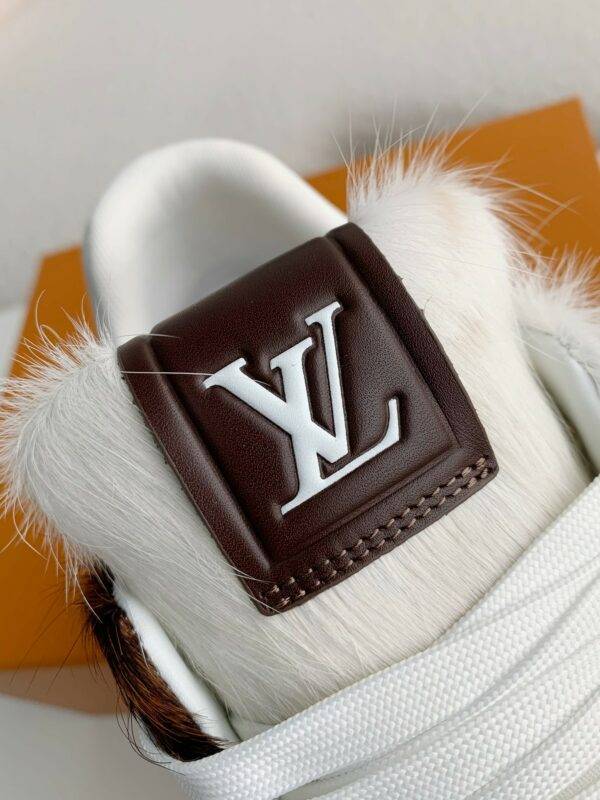 LOUIS VUITTON TRAINER SNEAKERS