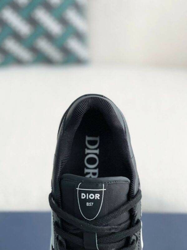 Dior B57 Sneakers
