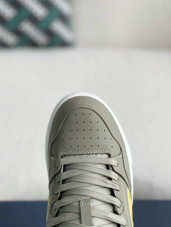 Dior B57 Sneakers