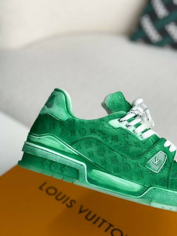 LOUIS VUITTON TRAINER SNEAKERS