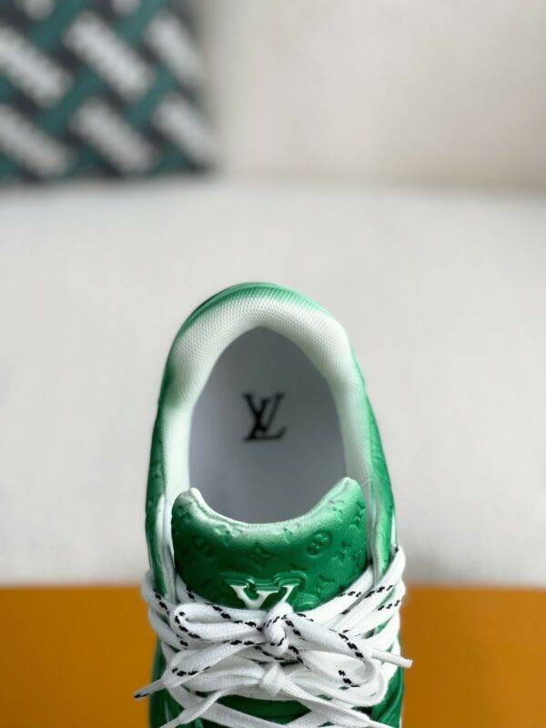 LOUIS VUITTON TRAINER SNEAKERS