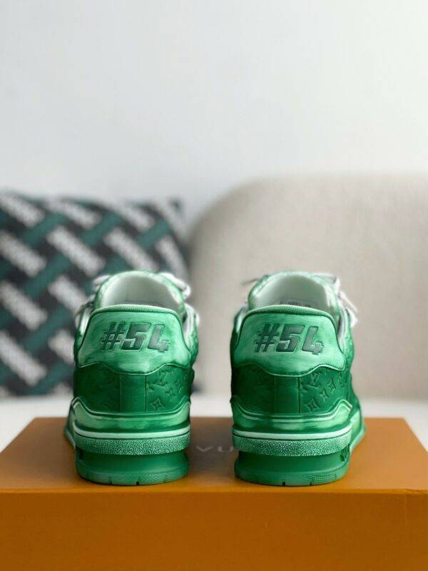 LOUIS VUITTON TRAINER SNEAKERS