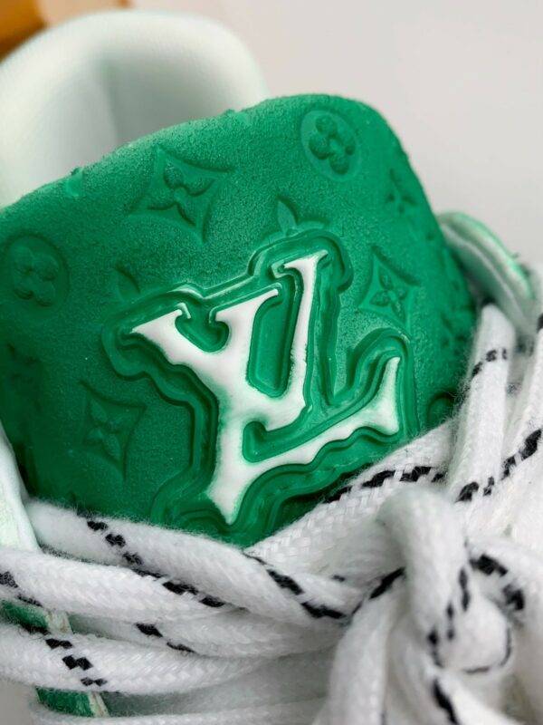 LOUIS VUITTON TRAINER SNEAKERS