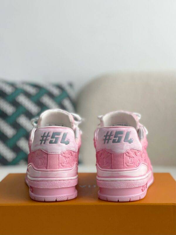 LOUIS VUITTON TRAINER SNEAKERS