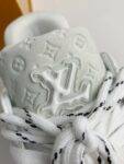LOUIS VUITTON TRAINER SNEAKERS